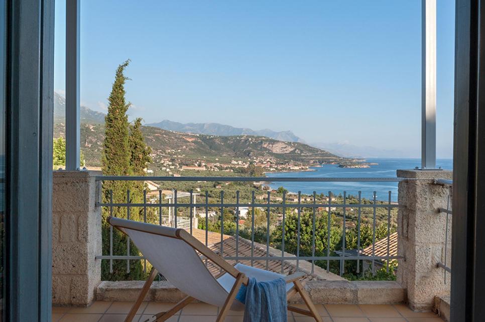 Notos Hotel Kardamili מראה חיצוני תמונה